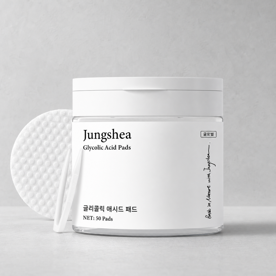 Jungshea Resurfacing Glycolic Acid Exfoliating Pads jar with a textured pad and tweezers